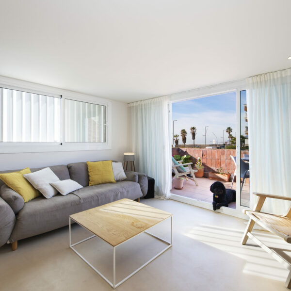 Rehabilitación integral de apartamento en la playa de Castelldefels.
